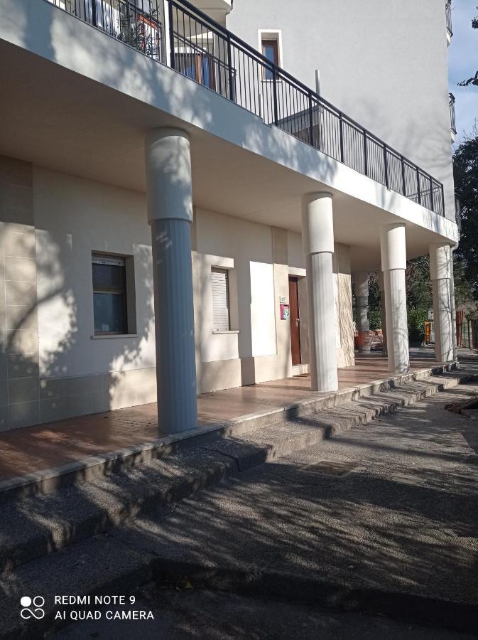 Casa Vacanze Cau De Mezo Marina Julia Exterior foto